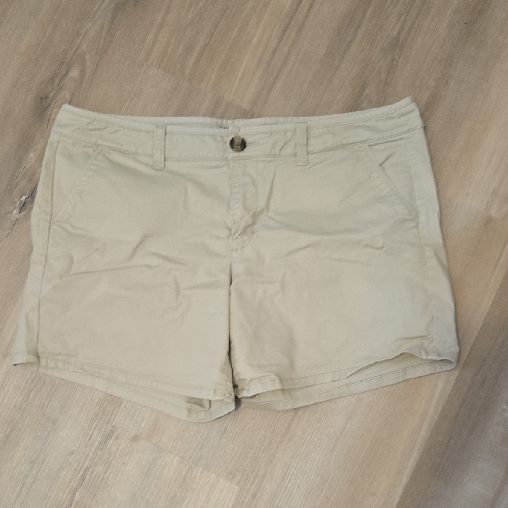 Abercrombie & Fitch Tan Bermudas Classic Shorts